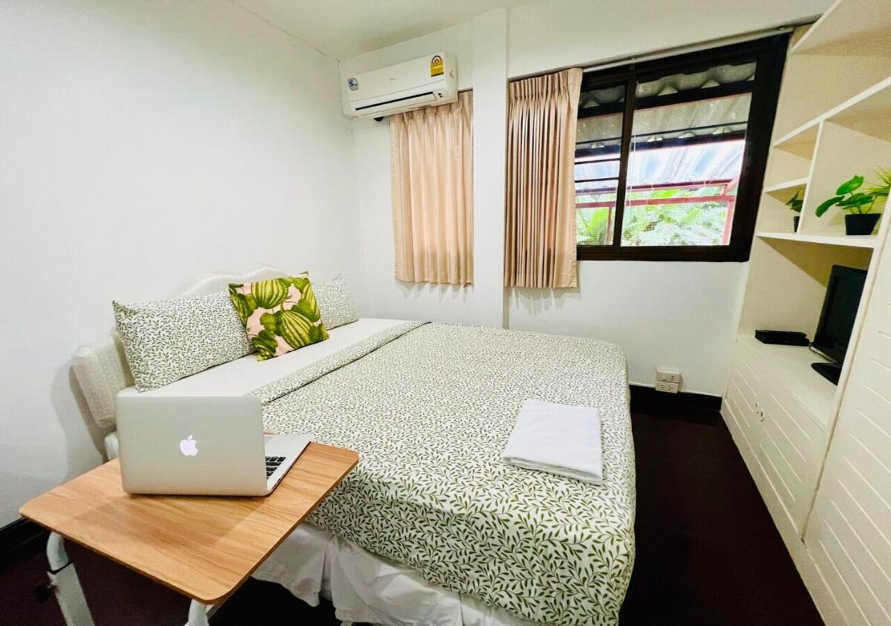 Reehouse@Soi Cowboy/Asoke Bts Hotel Bangkok Exterior foto